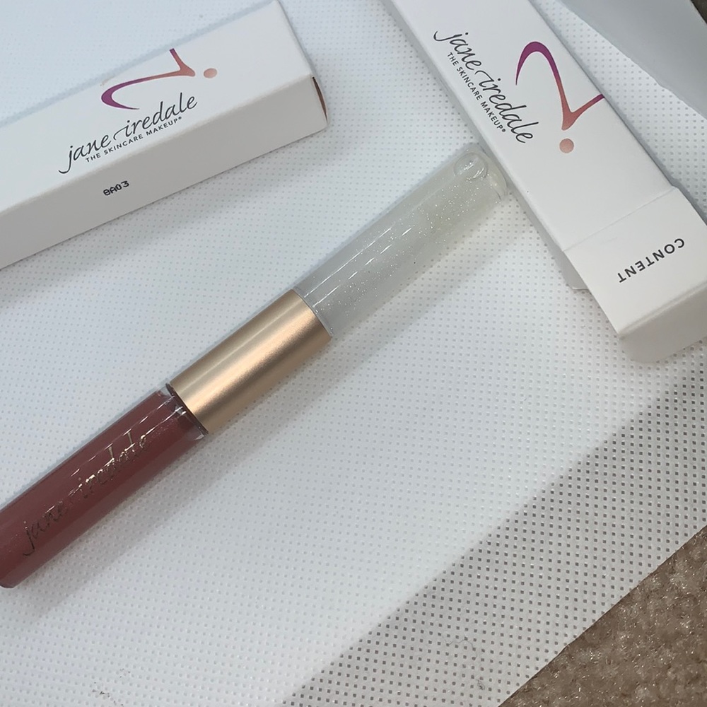 Lip Fixation